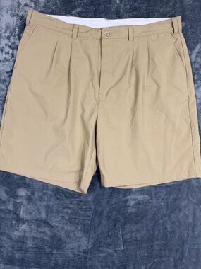 Reebok Golf Mens Brown Pleated Shorts Size 46 Polyester Blend